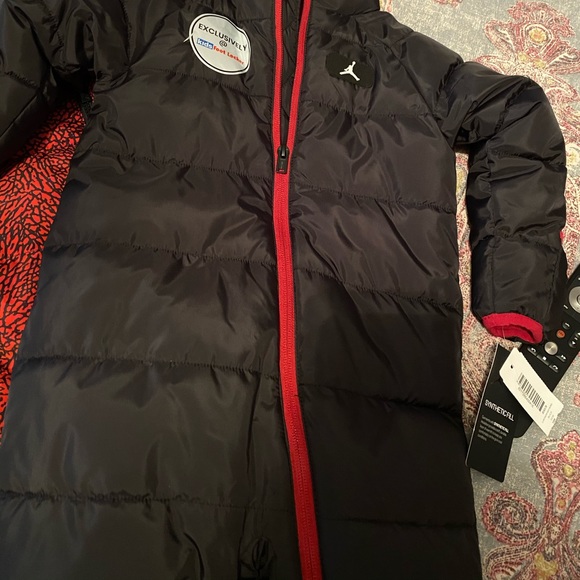 Infant snow suit - Picture 1 of 2